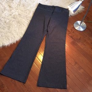 21 Gorgeous Dark Gray Pink Pinstripe Trousers